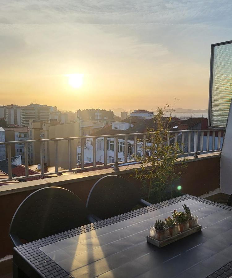 شقة Atico Con Terraza فيجو المظهر الخارجي الصورة
